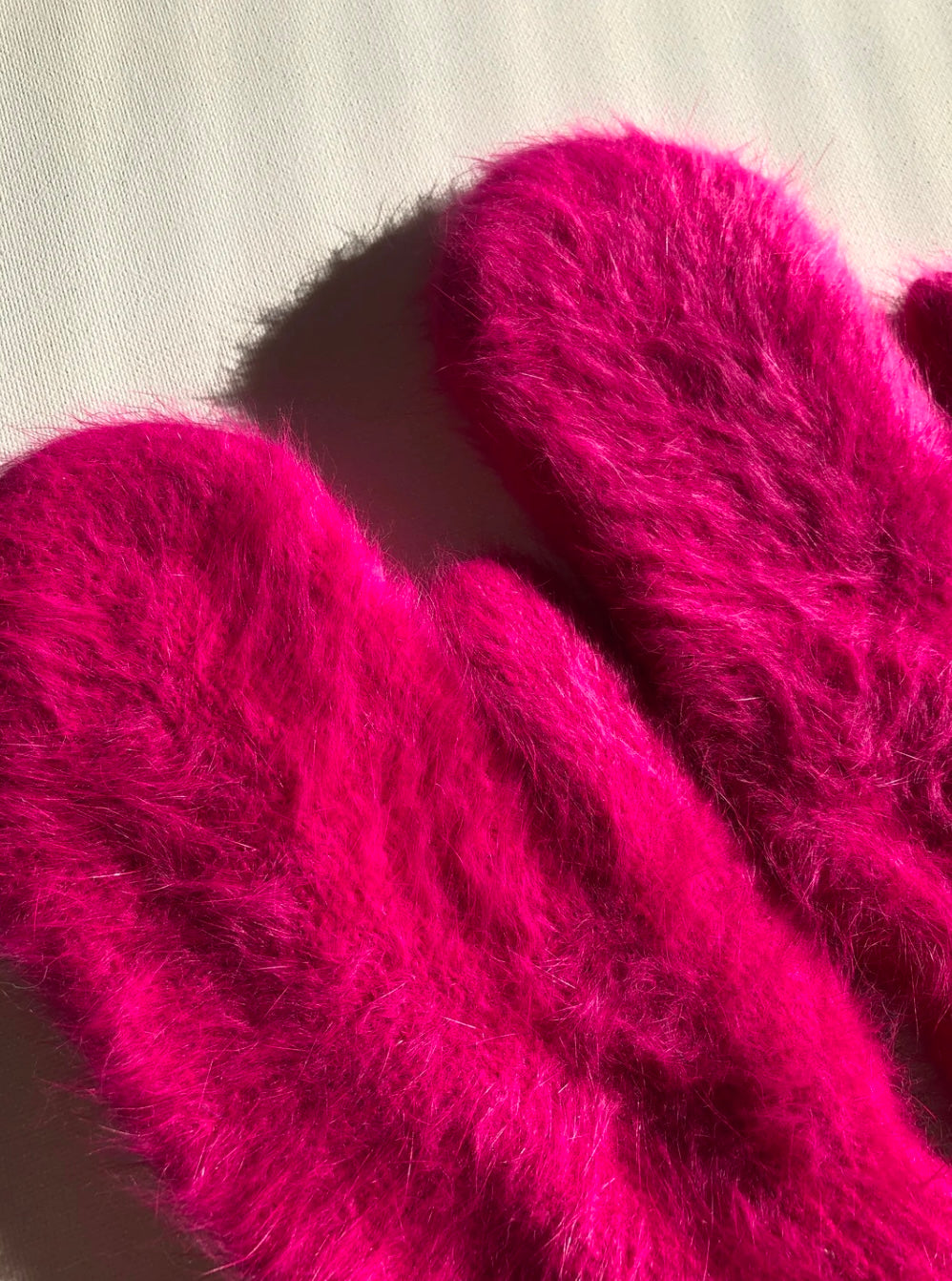 Billy Bamboo - Fluffy Angora Mittens in Pink