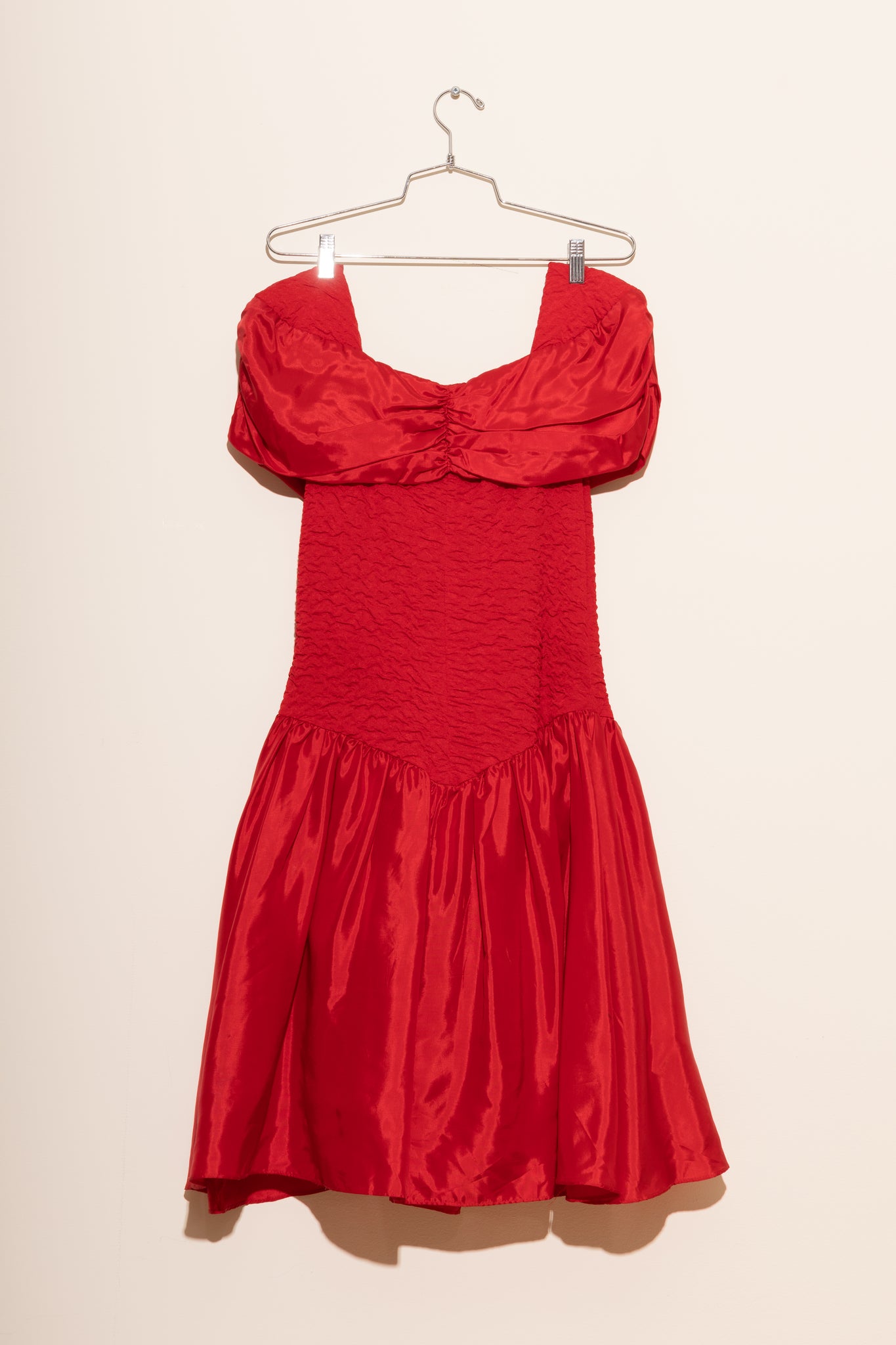 Off-the-Shoulder Red Party Dress (S-M)